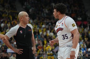 爱游戏官方入口-今晨多伦多猛龙备战CBA季后赛，战术微调细节曝光，媒体盛赞，控场能力受关注的简单介绍